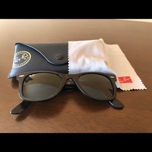 authentic ray ban classic wayfarer!!